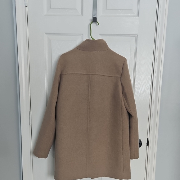 J Crew Women's Camel Coat - Picture 3 of 9